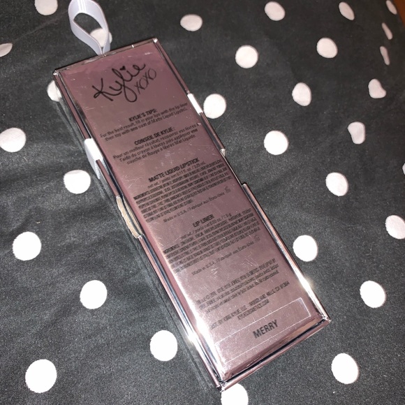 Holiday Edition Kylie Lip Kit ‘Merry’ - Picture 4 of 4
